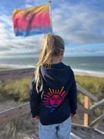 Lade dir das Bild in den Galerie-Viewer, Kids Hoodie Zipper Jacke, Navy, Rainbow-Sonne
